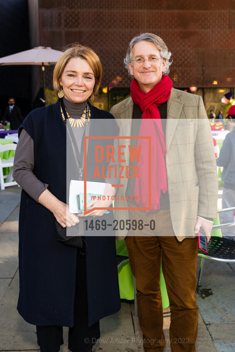 Sheila Pressley, Thomas Campbell, de Youngsters Day Out Benefactor, de Young Museum. 50 Hagiwara Tea Garden Dr, March 5th, 2022, Photo #1469-20598-0 Sheila Pressley, Thomas Campbell, Photo #1469-20598-0
