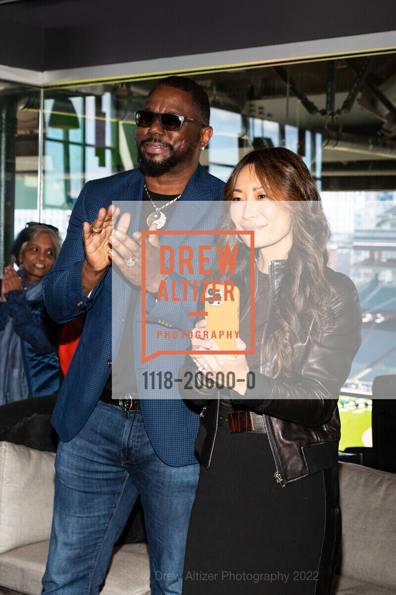 Ricky Watters, Catherina Watters, Bring Change to Mind's 6th Annual SF Student Summit, Oracle Park. 24 Willie Mays Plaza, March 5th, 2022, Photo #1118-20600-0 Ricky Watters, Catherina Watters, Photo #1118-20600-0