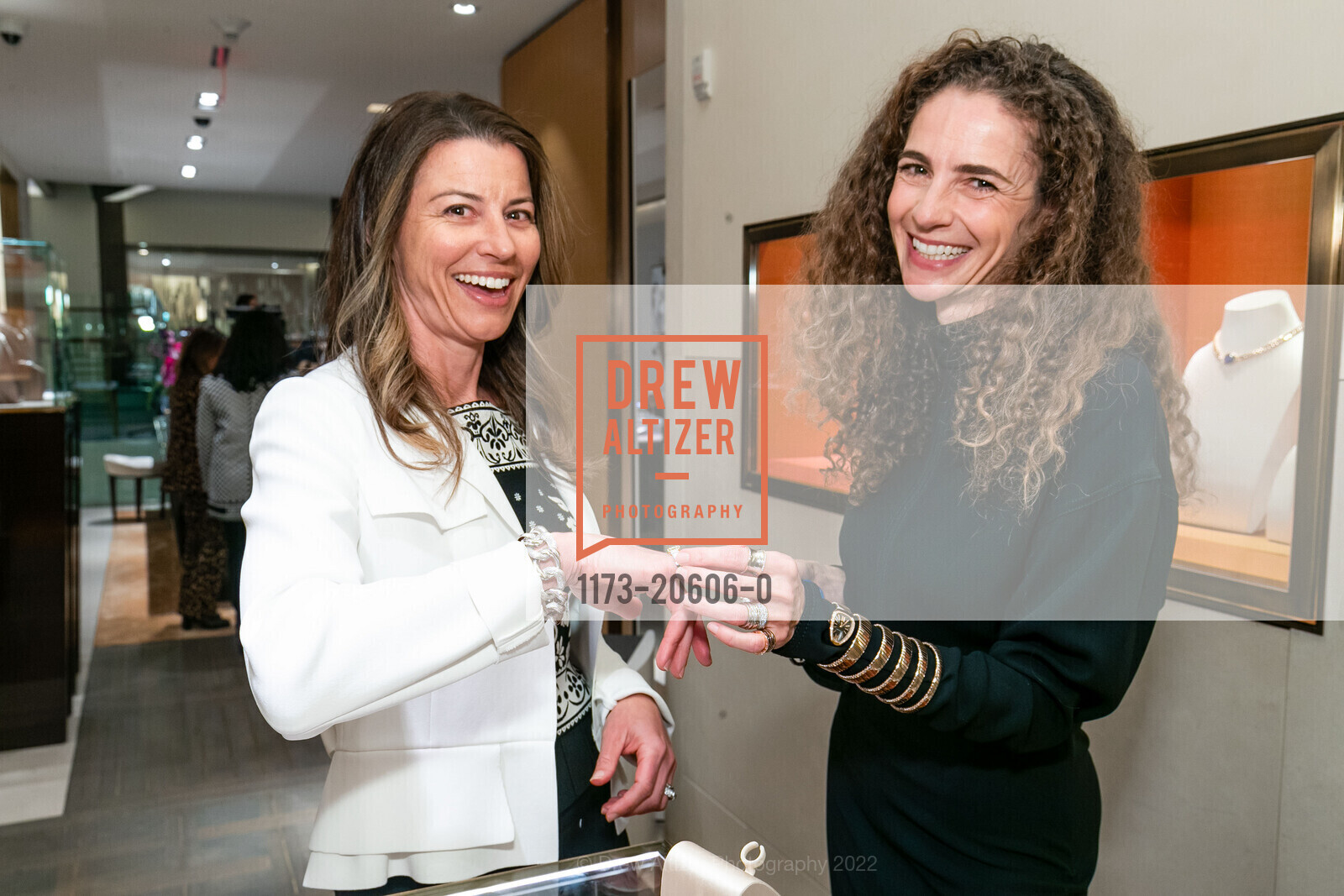Jen Hamilton, Monica Savini, Bulgari, BVLGARI. 200 Stockton St, March 8th, 2022, Photo #1173-20606-0 Jen Hamilton, Monica Savini, Photo #1173-20606-0