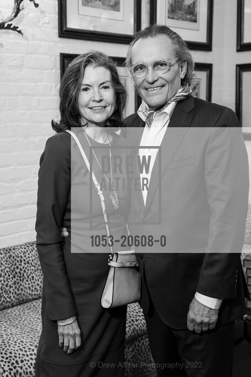 Elizabeth Birka-White, David Birka-White, Villa Taverna hosts California Elegance by Christine Suppes (Private Launch), Villa Taverna. 27 Hotaling Pl, March 10th, 2022, Photo #1053-20608-0 Elizabeth Birka-White, David Birka-White, Photo #1053-20608-0