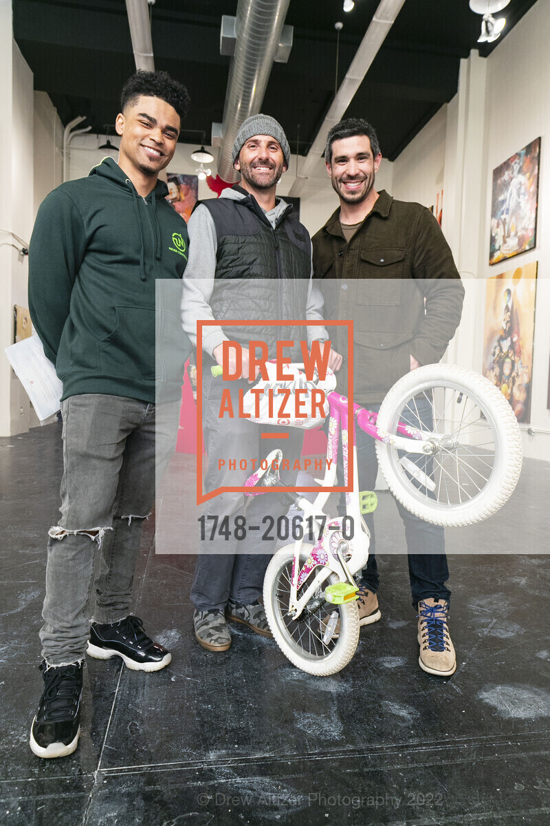 Duncan Lai, Drakari Donaldson, Matt Quintero, Michael Brennan Art Exhibition, Michael Brennan. 1117 Market S, March 17th, 2022, Photo #1748-20617-0 Duncan Lai, Drakari Donaldson, Matt Quintero, Photo #1748-20617-0