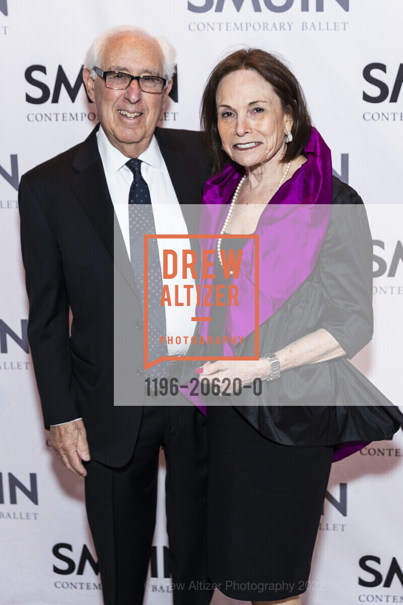 Winn Derman, Paula Blank, Smuin Ballet's Annual Gala, The Galleria. 101 Henry Adams St, March 20th, 2022, Photo #1196-20620-0 Winn Derman, Paula Blank, Photo #1196-20620-0