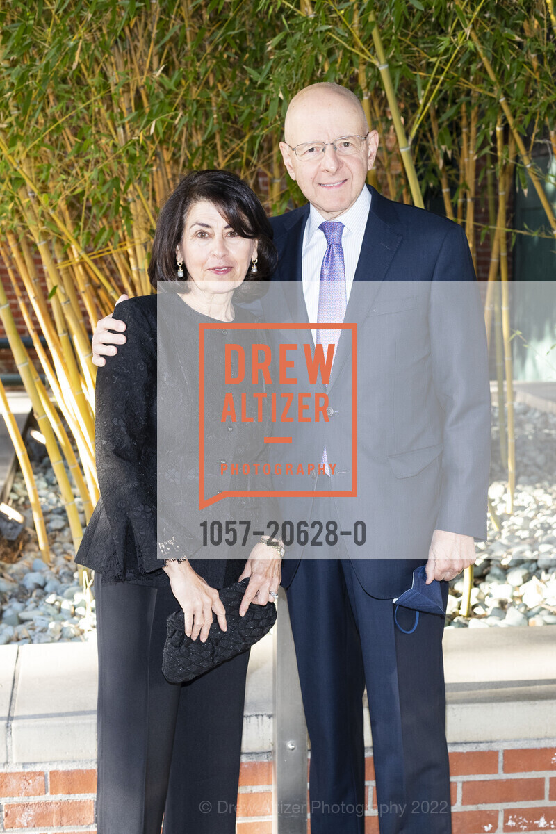 Mary Vascellaro, Jerome Vascellaro, Teach for America, San Francisco Design Center. 101 Henry Adams St, March 23rd, 2022, Photo #1057-20628-0 Mary Vascellaro, Jerome Vascellaro, Photo #1057-20628-0