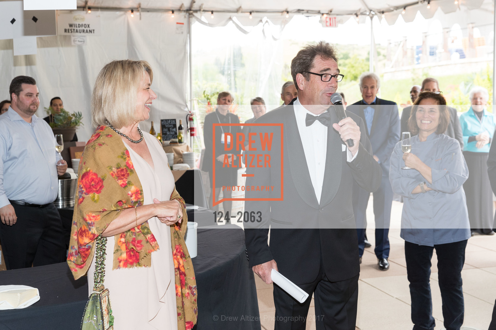Nancy Dow Moody, Huey Lewis, Great Chefs and Wineries, Peacock Gap, April 22nd, 2017, Photo #124-2063 Nancy Dow Moody, Huey Lewis, Photo #124-2063