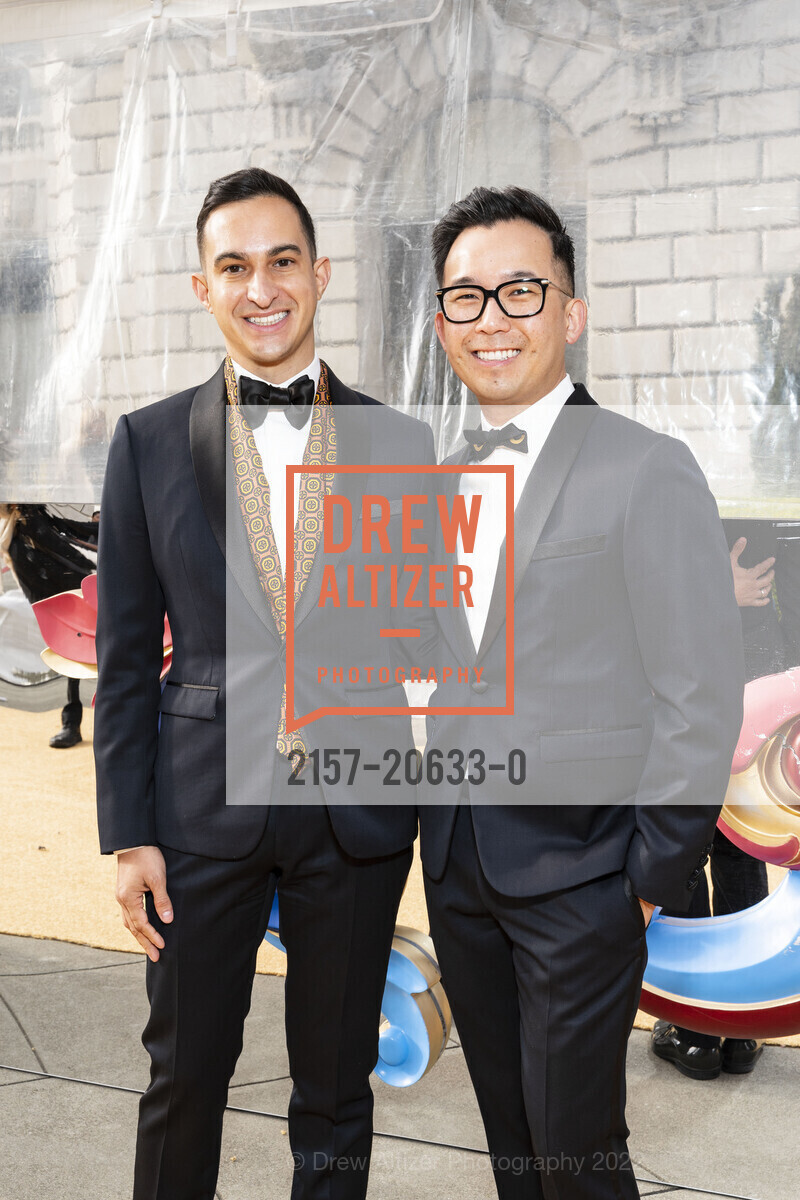 Roberto Ruiz, Kevin Lee Ruiz, San Francisco Ballet 2022 Season Gala, War Memorial Opera House. 301 Van Ness Ave, March 24th, 2022, Photo #2157-20633-0 Roberto Ruiz, Kevin Lee Ruiz, Photo #2157-20633-0