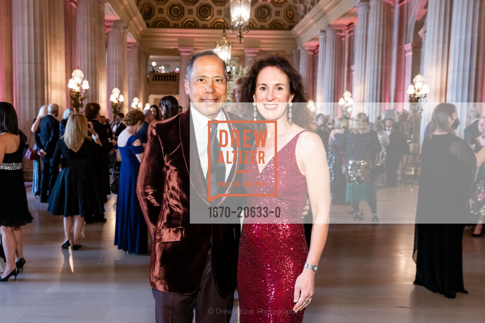 Michael Echavez, Amy Vargas, San Francisco Ballet 2022 Season Gala, War Memorial Opera House. 301 Van Ness Ave, Photo #1670-20633-0 Michael Echavez, Amy Vargas, Photo #1670-20633-0