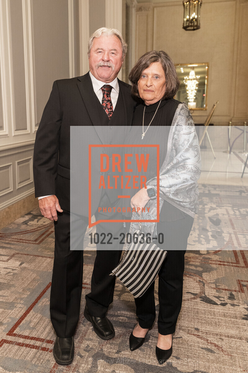 Timothy Callen, Marlene Callen, SF Firefighter's Cancer Prevention Igniting Hope Gala 2022, Palace Hotel. 2 New Montgomery, March 26th, 2022, Photo #1022-20636-0 Timothy Callen, Marlene Callen, Photo #1022-20636-0