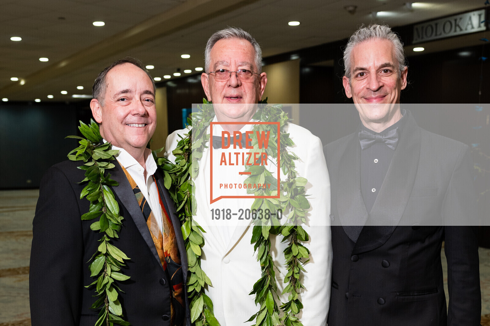 Andrew Morgan, Steve Prieto, Stuart Zwagil, Hawaii Opera Theatre Opera Ball, Sheraton Waikiki. 2255 Kalakaua Ave, March 26th, 2022, Photo #1918-20638-0 Andrew Morgan, Steve Prieto, Stuart Zwagil, Photo #1918-20638-0