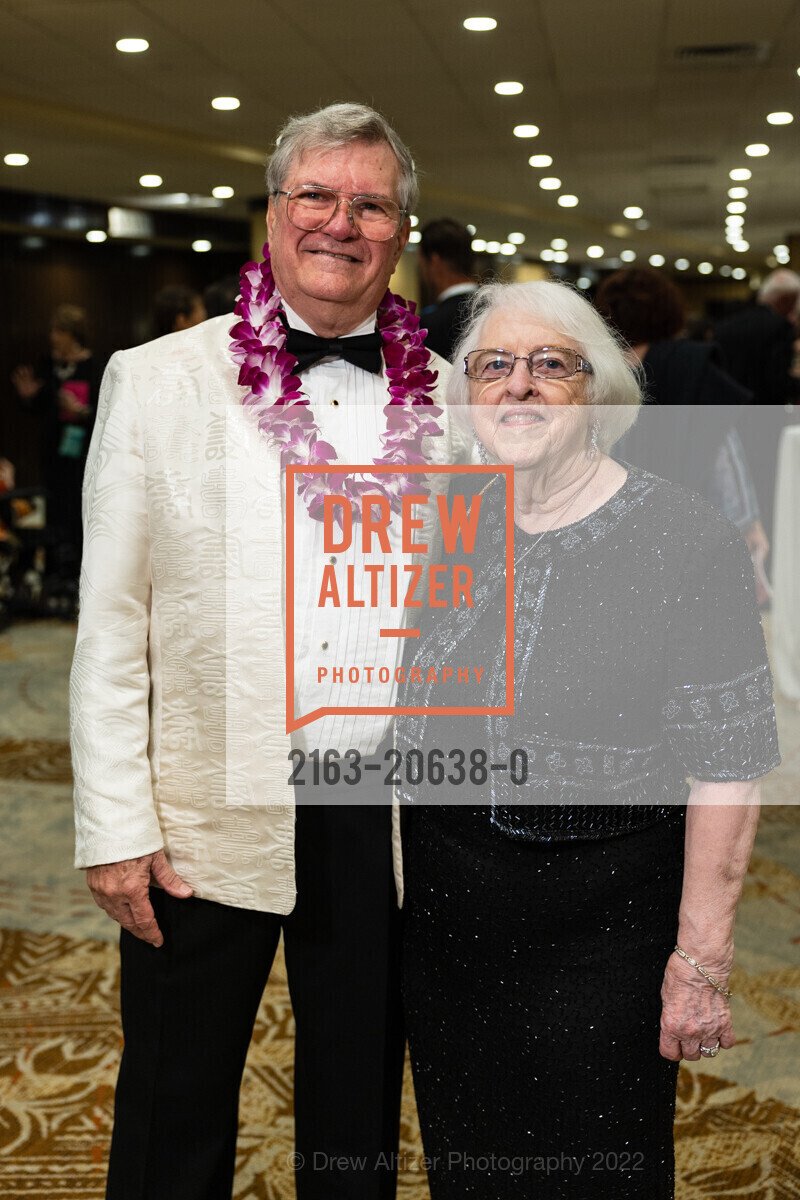 David Wilsey, Carolyn Berry, Hawaii Opera Theatre Opera Ball, Sheraton Waikiki. 2255 Kalakaua Ave, March 26th, 2022, Photo #2163-20638-0 David Wilsey, Carolyn Berry, Photo #2163-20638-0