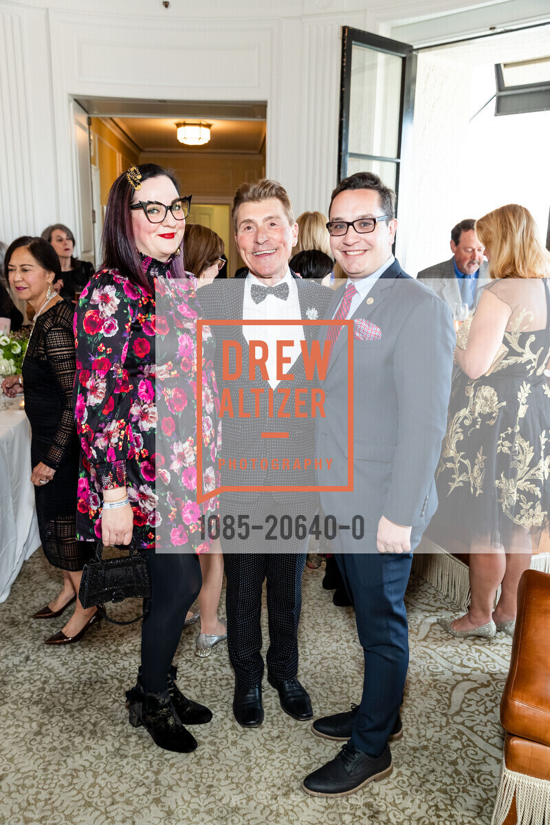 Irena Matijas, Robert Beadle, Christopher Wiseman, SF Ballet Dinner in Honor of Maison Rabih Kayrouz - RECEPTION, Hotel Fairmont San Francisco Penthouse. 950 Mason St, March 29th, 2022, Photo #1085-20640-0 Irena Matijas, Robert Beadle, Christopher Wiseman, Photo #1085-20640-0