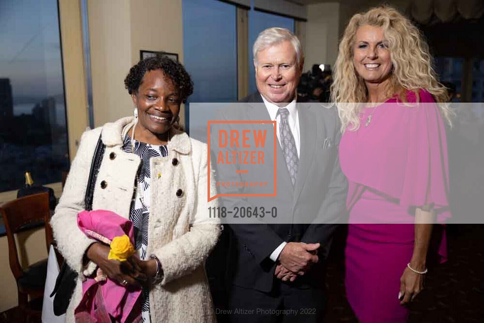Susan Brown, Robert Cartwright, Linda Bruggenkamp, The City & County of SF presents Top of the 'Marc' Event, InterContinental Mark Hopkins San Francisco. 999 California St, March 30th, 2022, Photo #1118-20643-0 Susan Brown, Robert Cartwright, Linda Bruggenkamp, Photo #1118-20643-0