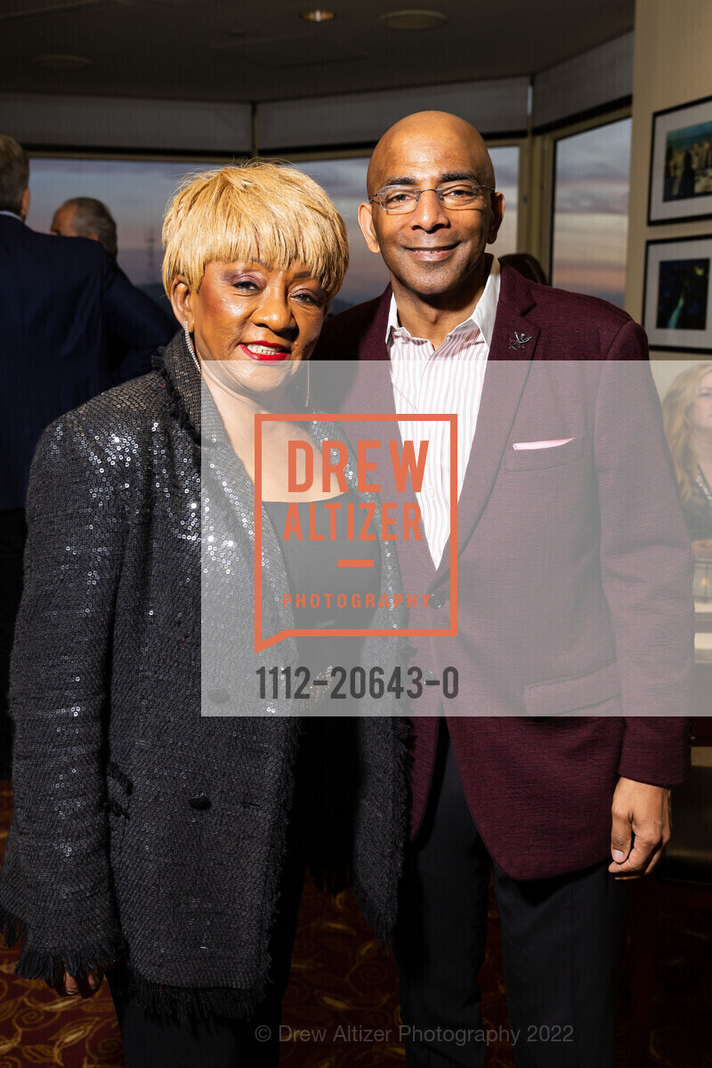 Brenda Wright, Steve Bowdry, The City & County of SF presents Top of the 'Marc' Event, InterContinental Mark Hopkins San Francisco. 999 California St, March 30th, 2022, Photo #1112-20643-0 Brenda Wright, Steve Bowdry, Photo #1112-20643-0