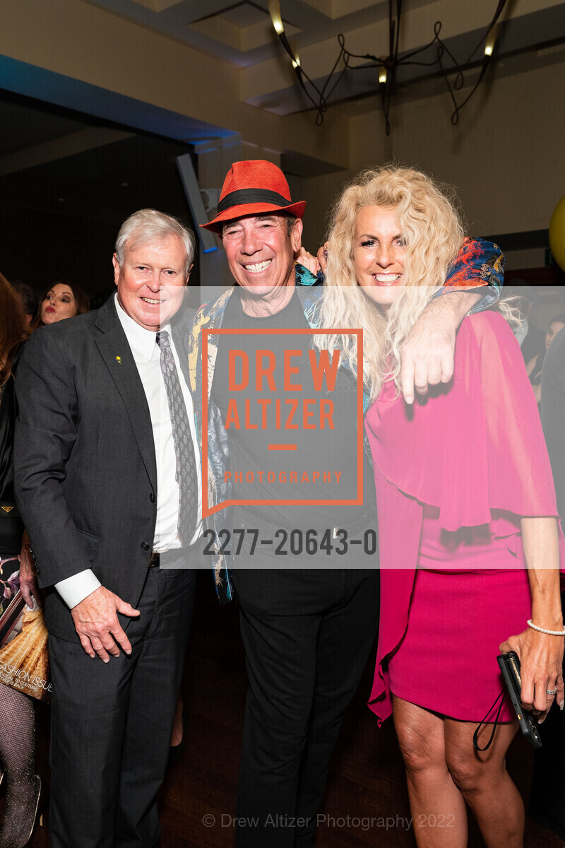 Robert Cartwright, Ronald Foreman, Linda Bruggenkamp, The City & County of SF presents Top of the 'Marc' Event, InterContinental Mark Hopkins San Francisco. 999 California St, March 30th, 2022, Photo #2277-20643-0 Robert Cartwright, Ronald Foreman, Linda Bruggenkamp, Photo #2277-20643-0