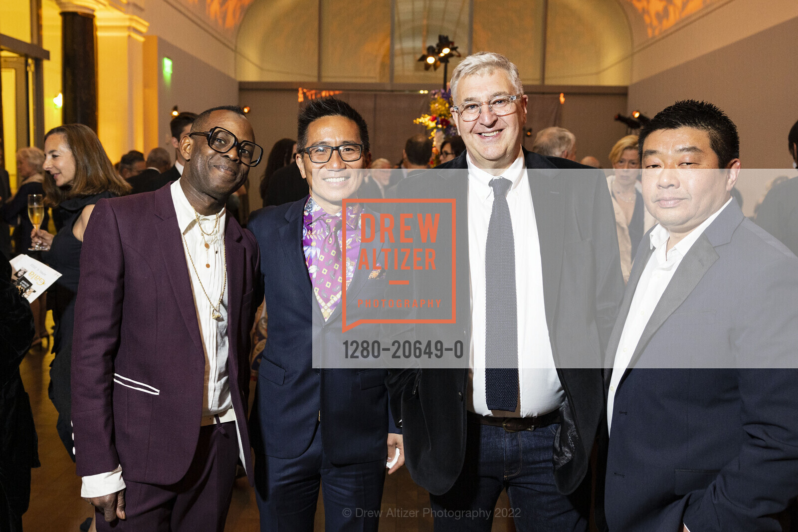 Eric Webb, Lance Toma, John Thorpe, Raymund Lee, Philharmonia Baroque Orchestra's 2022 Gala THIS IS RICHARD, War Memorial Veterans Building. 401 Van Ness Ave, April 4th, 2022, Photo #1280-20649-0 Eric Webb, Lance Toma, John Thorpe, Raymund Lee, Photo #1280-20649-0