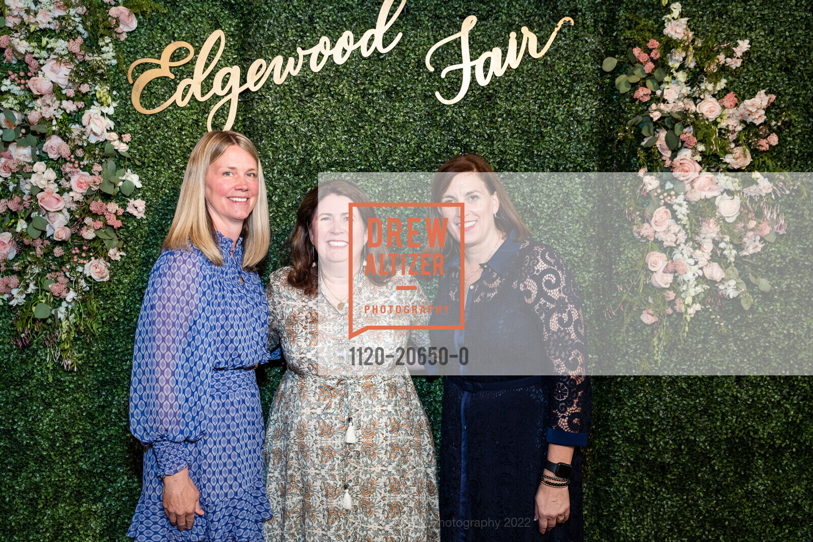 Lisa Sauer, Susan Hendrickson, Paige Olson, Photo #1120-20650-0