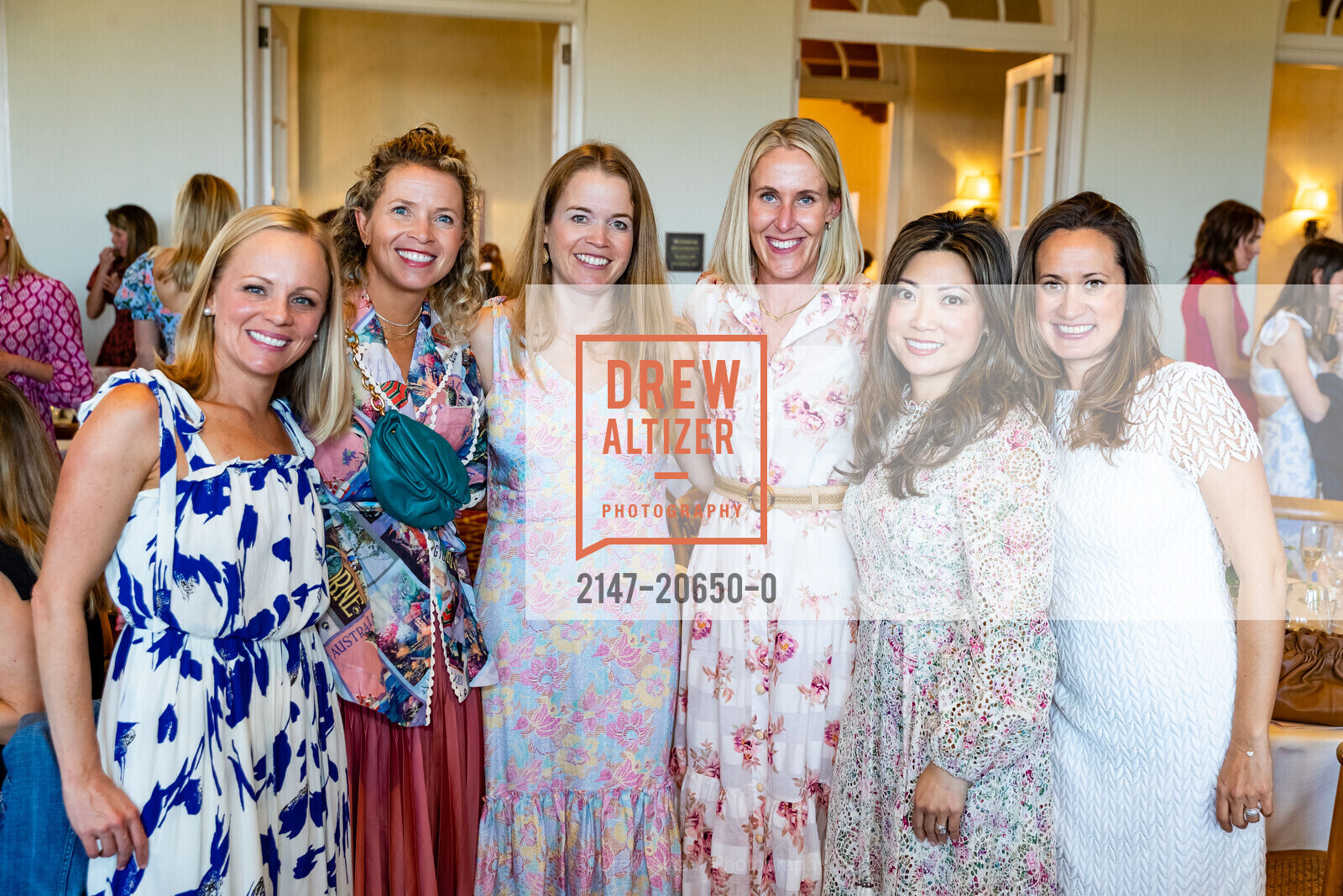 Erica Teiger, Abby Walker, Michelle Devaney, Jennifer Chan, Maureen Offer, Edgewood Fair Luncheon, The Olympic Club, April 1st, 2022, Photo #2147-20650-0 Erica Teiger, Abby Walker, Michelle Devaney, Jennifer Chan, Maureen Offer, Photo #2147-20650-0