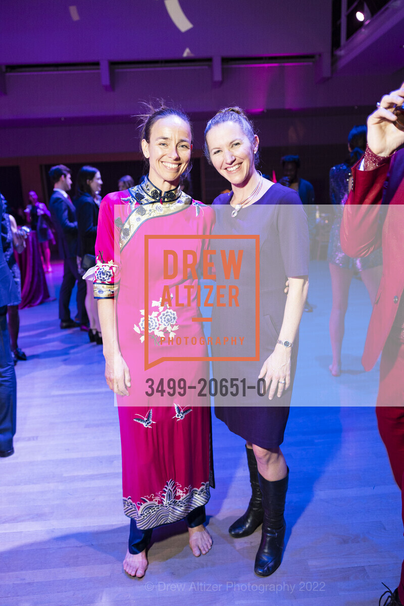 Tara Pilbrow, Emma Stewart, ODC 50+ Anniversary Gala, Yerba Buena Center for the Arts. 701 Mission St, April 1st, 2022, Photo #3499-20651-0 Tara Pilbrow, Emma Stewart, Photo #3499-20651-0