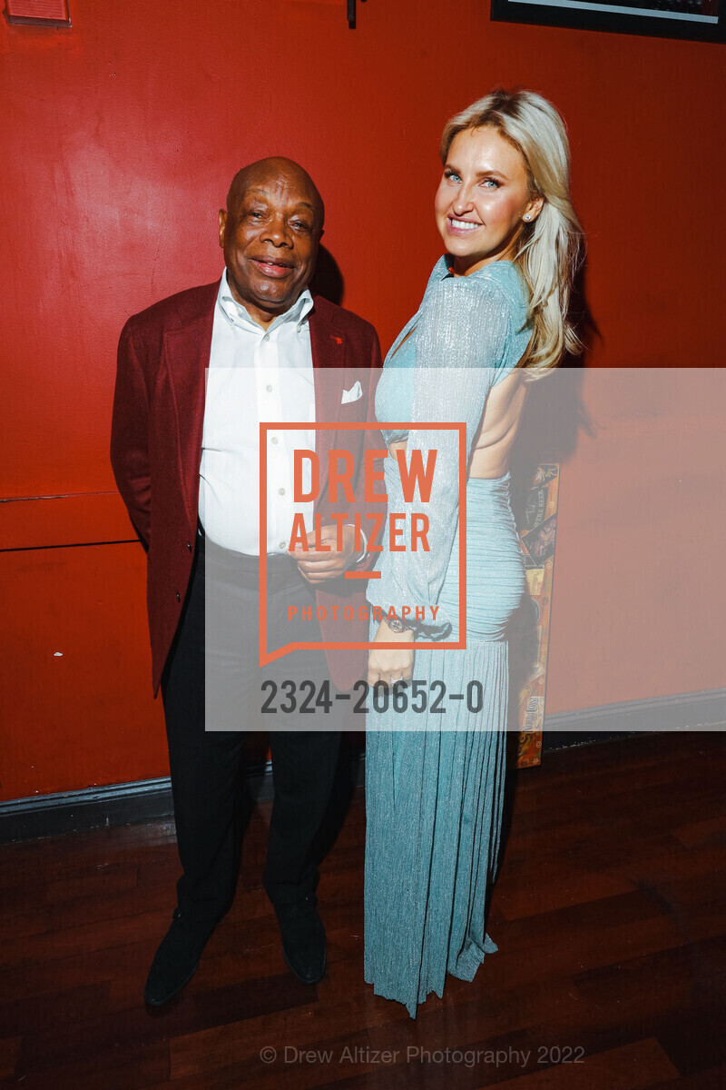 Willie Brown, Irina Ahdoot, Sonya Molodetskaya's Birthday hosted by Willie Brown, Le Petit Paris. 75 Broadway, April 1st, 2022, Photo #2324-20652-0 Willie Brown, Irina Ahdoot, Photo #2324-20652-0
