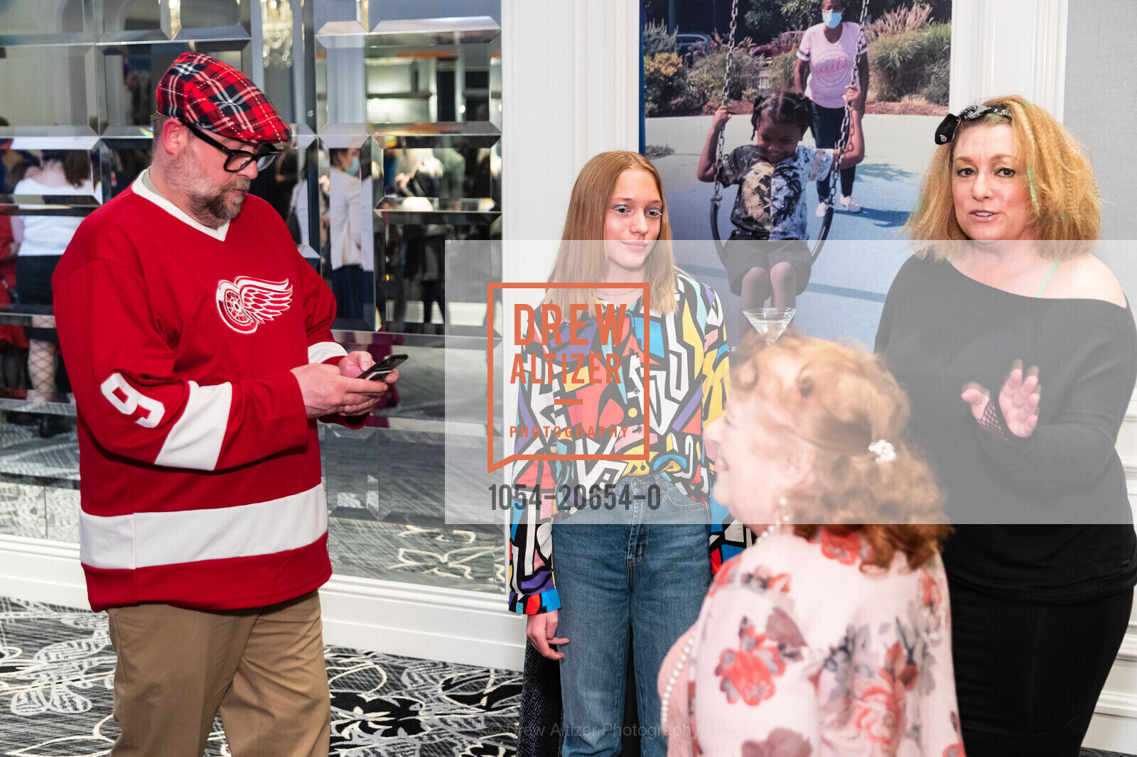 Ryan Busci, Kate Grove, Julia Busci, Photo #1054-20654-0