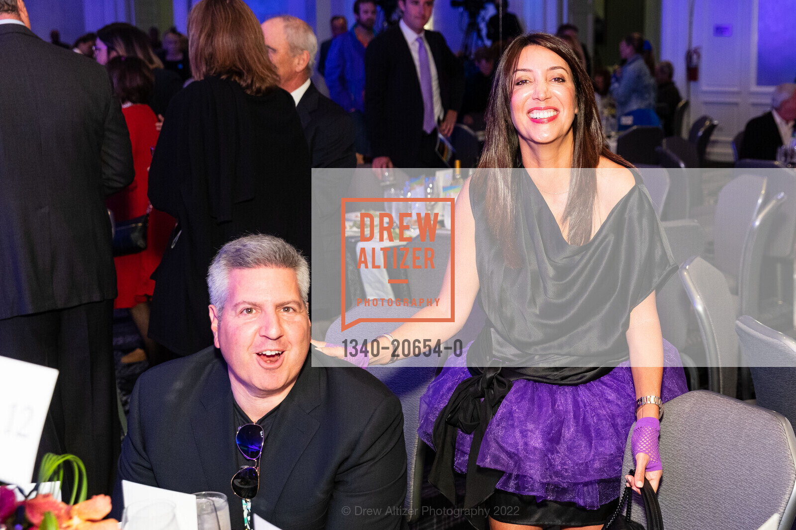 Mark Petri, Orly Petri, Family House 40th Anniversary Gala, The Ritz Carlton, April 2nd, 2022, Photo #1340-20654-0 Mark Petri, Orly Petri, Photo #1340-20654-0