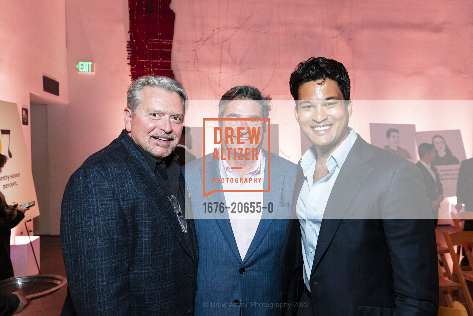 George Kohn, Lee Fitzgerald, Nadiv Rahman, Minds Matter - Mentors Matter Concert 2022, The Pea. The Pearl, April 2nd, 2022, Photo #1676-20655-0 George Kohn, Lee Fitzgerald, Nadiv Rahman, Photo #1676-20655-0