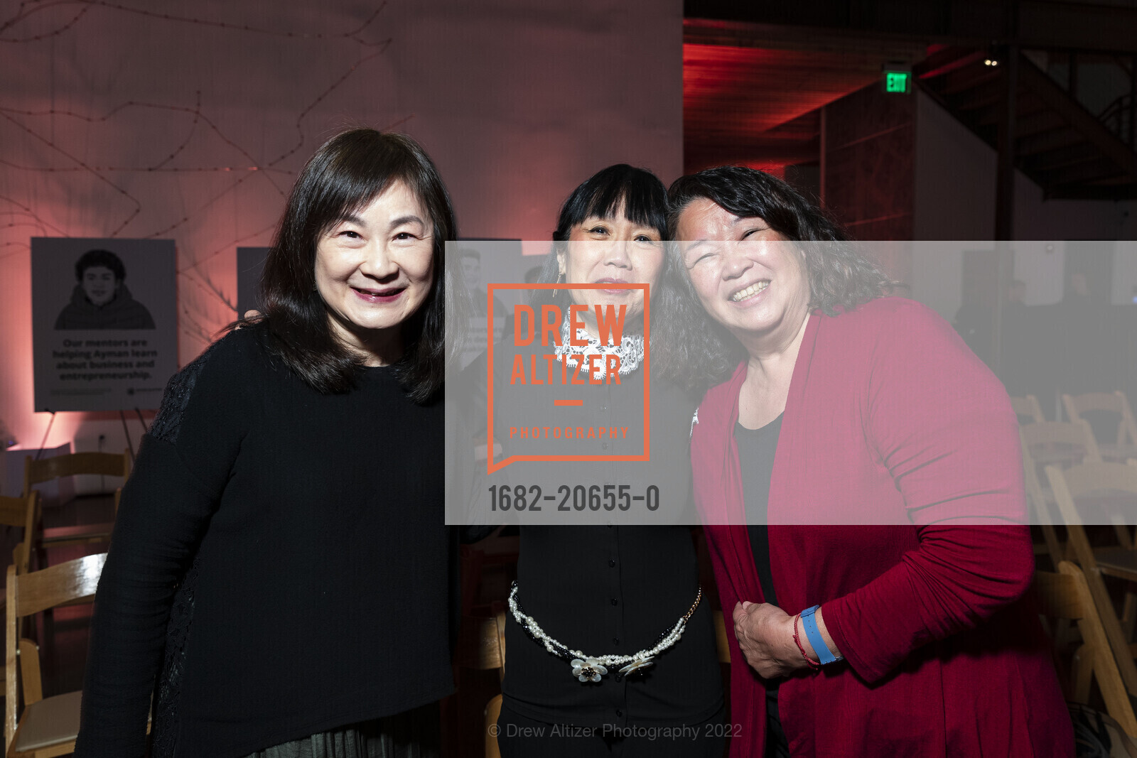 Michelle Kuo, Shirley Lee, Vivian Massialas, Photo #1682-20655-0