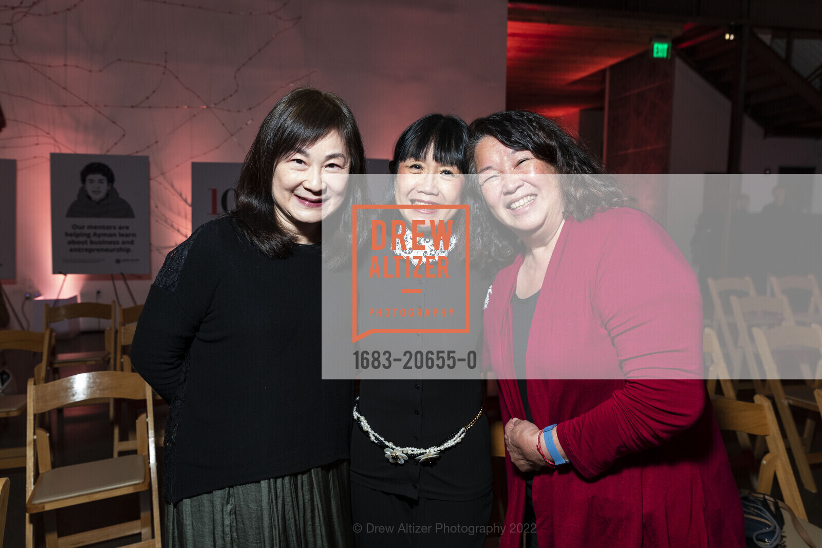 Michelle Kuo, Shirley Lee, Vivian Massialas, Minds Matter - Mentors Matter Concert 2022, The Pea. The Pearl, April 2nd, 2022, Photo #1683-20655-0 Michelle Kuo, Shirley Lee, Vivian Massialas, Photo #1683-20655-0