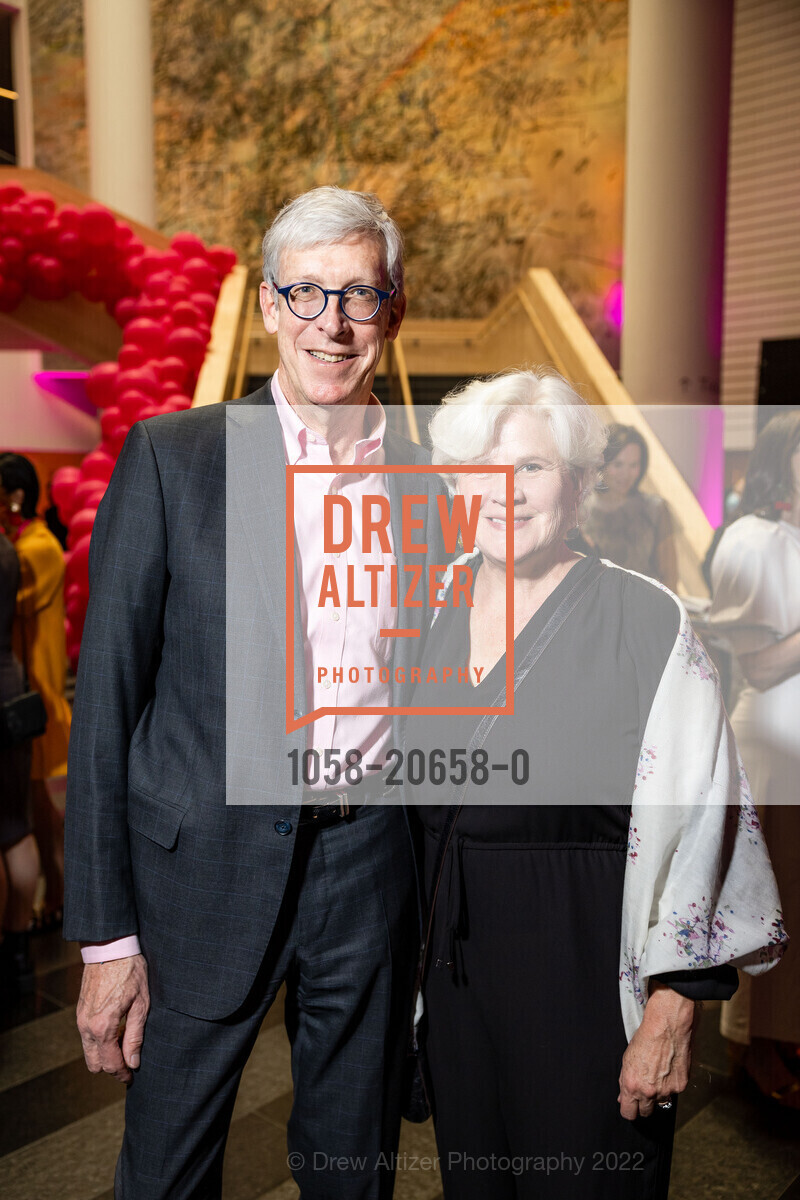 David Mahoney, Winn Ellis, Photo #1058-20658-0