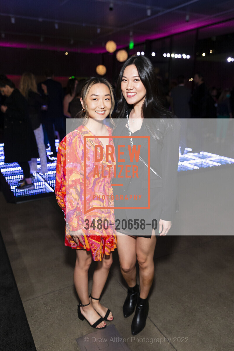 Hana Chung, Grace Chong, SFMOMA Art Bash, SFMOMA. 151 3rd St, April 8th, 2022, Photo #3480-20658-0 Hana Chung, Grace Chong, Photo #3480-20658-0