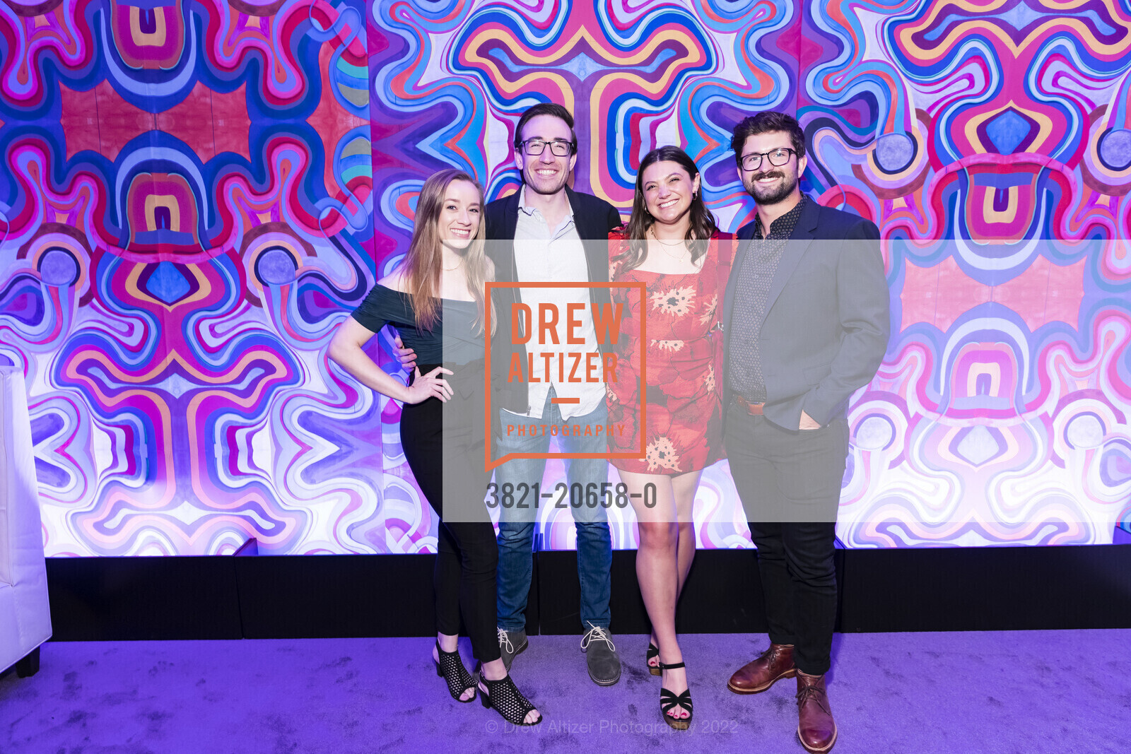 Laura Hoover, Zach Dawson, Lindsay Purdom, Robert Truszkowski, SFMOMA Art Bash, SFMOMA. 151 3rd St, April 8th, 2022, Photo #3821-20658-0 Laura Hoover, Zach Dawson, Lindsay Purdom, Robert Truszkowski, Photo #3821-20658-0
