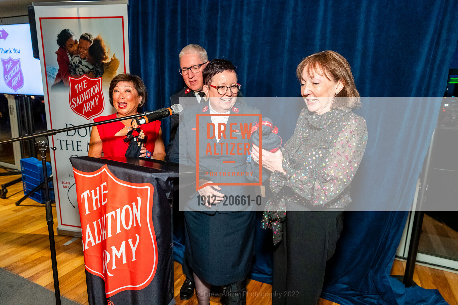 Corki Recht, James Sullivan, Laura Sullivan, Debbie Kelley, The Salvation Army Gala of Alameda County, Memorial Stadium, University Club - top floor of University of California Berkeley Stadium. 2227 Piedmont Ave, April 10th, 2022, Photo #1912-20661-0 Corki Recht, James Sullivan, Laura Sullivan, Debbie Kelley, Photo #1912-20661-0