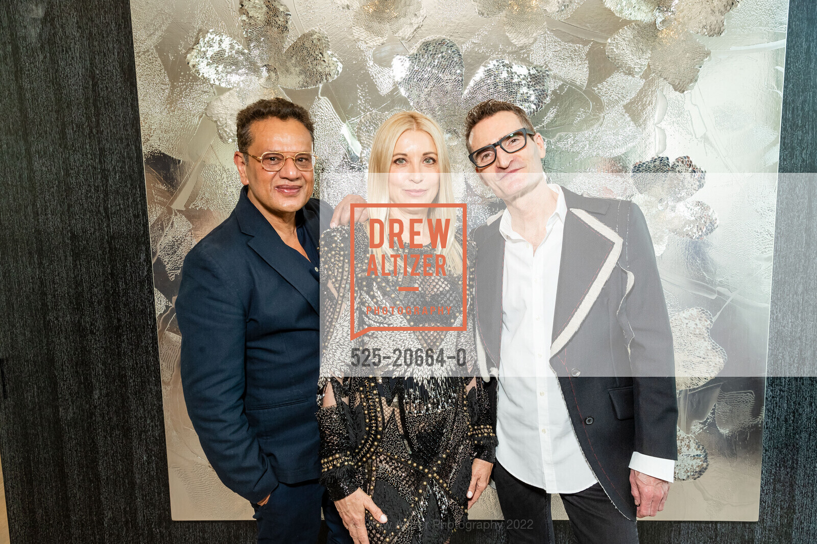 Naeem Khan, Holly Baxter, Stanley Casselman, KACE. Premiere Exhibition at Gallery 181, Gallery 181. 181 Fremont St, April 7th, 2022, Photo #525-20664-0 Naeem Khan, Holly Baxter, Stanley Casselman, Photo #525-20664-0