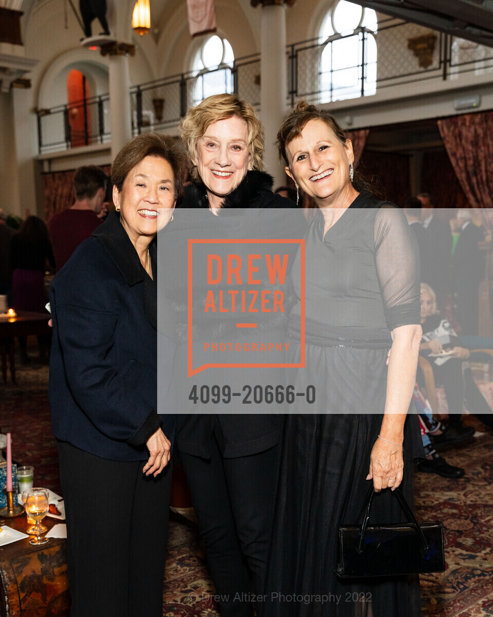 Judy Gough, Alice Morison, Leslie Winick, Opera Parallele’s OVER THE RAINBOW Celebration, Saint Joseph's Arts Society. 1401 Howard St, SF, April 14th, 2022, Photo #4099-20666-0 Judy Gough, Alice Morison, Leslie Winick, Photo #4099-20666-0