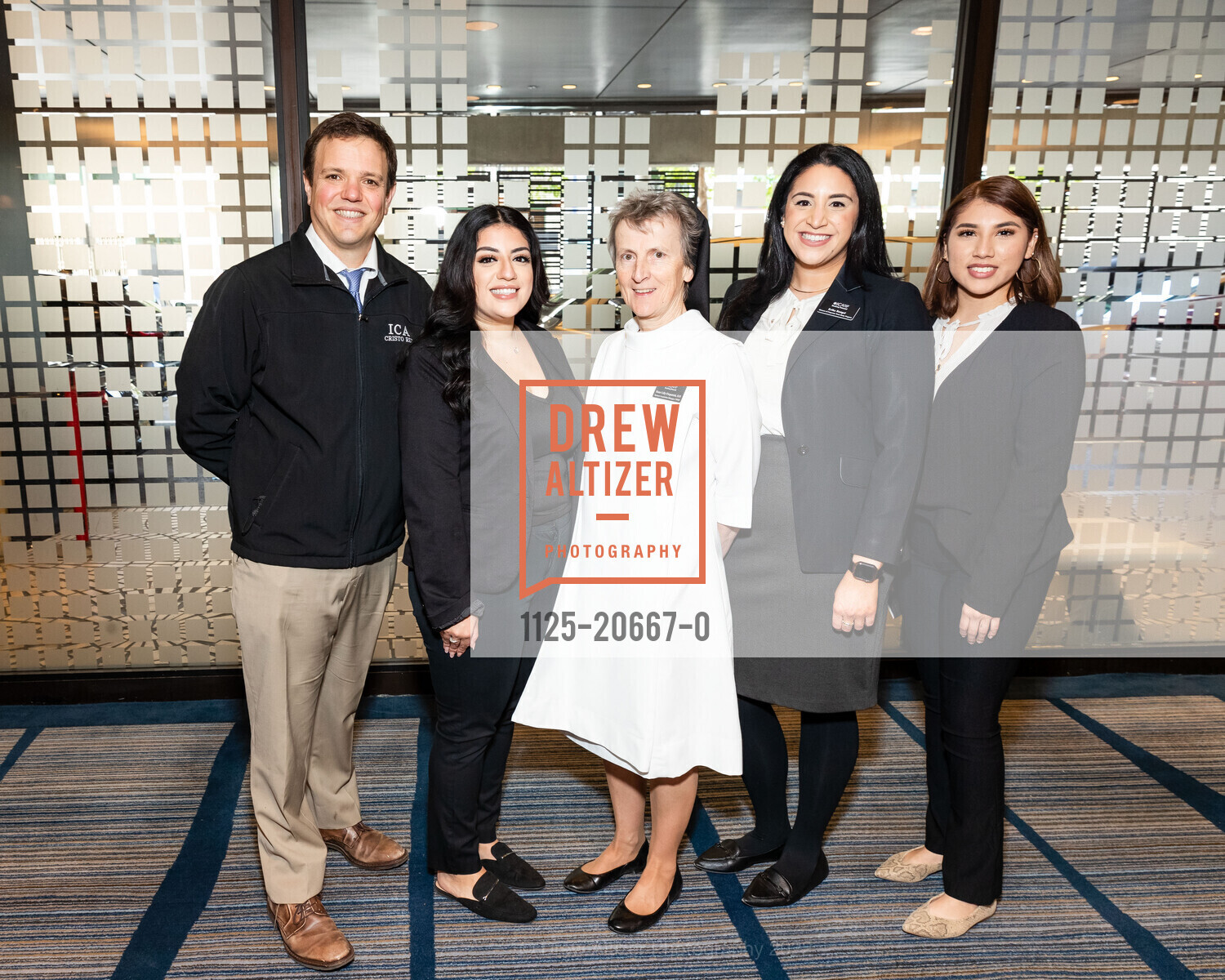 Michael Cecchin, Jasmine Lobato, Sister Lily Fitzpatrick, Erica Rangel, Melanie Solano, ICA Cristo Rey Academy Annual Business Lunch, Hyatt Regency San Francisco. 5 Embarcadero Ctr, April 13th, 2022, Photo #1125-20667-0 Michael Cecchin, Jasmine Lobato, Sister Lily Fitzpatrick, Erica Rangel, Melanie Solano, Photo #1125-20667-0