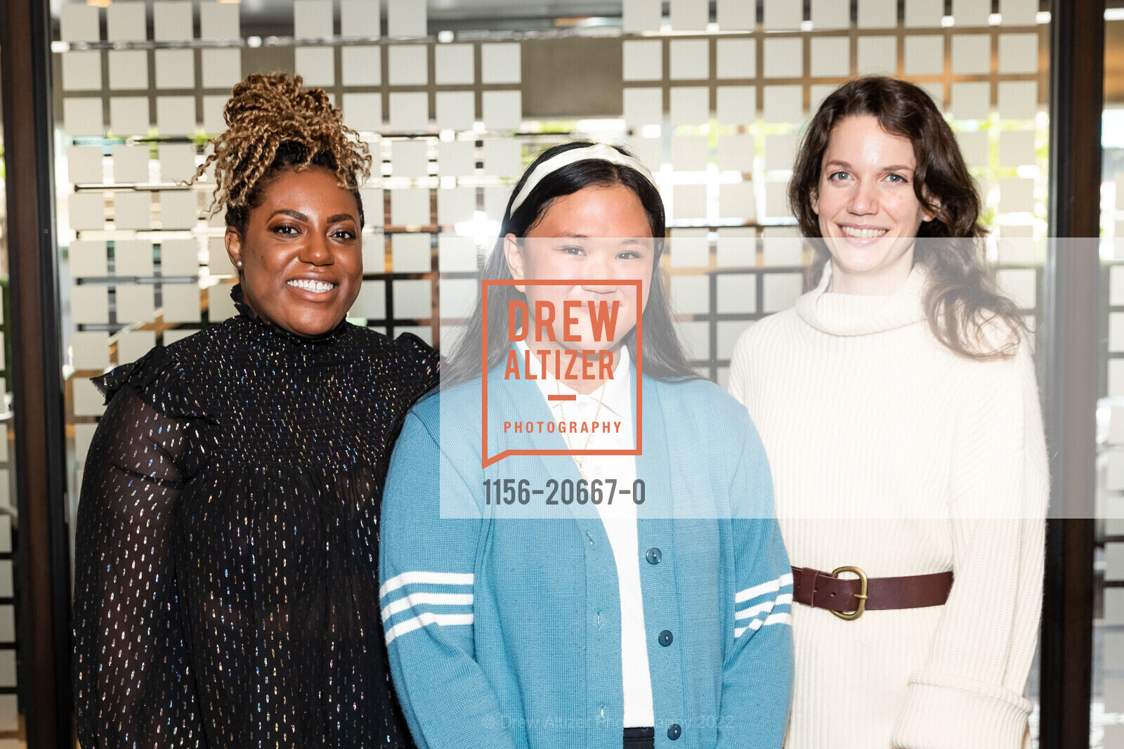 Chantia Carroll, Jasmine de Vera, Erin Brosey, ICA Cristo Rey Academy Annual Business Lunch, Hyatt Regency San Francisco. 5 Embarcadero Ctr, April 13th, 2022, Photo #1156-20667-0 Chantia Carroll, Jasmine de Vera, Erin Brosey, Photo #1156-20667-0