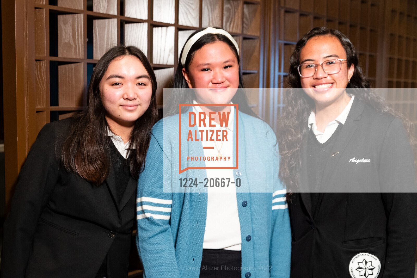 Gabrielle Ponciano, Jasmine de Vera, Angelica Aquino, ICA Cristo Rey Academy Annual Business Lunch, Hyatt Regency San Francisco. 5 Embarcadero Ctr, April 13th, 2022, Photo #1224-20667-0 Gabrielle Ponciano, Jasmine de Vera, Angelica Aquino, Photo #1224-20667-0