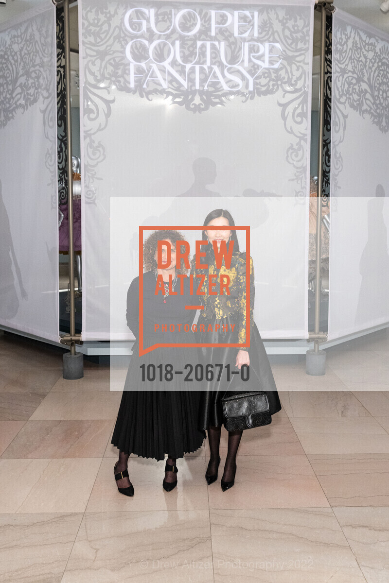 Jill D'Alessandro, Mei Mei Rado, FAMSF hosts Guo Pei Donor Opening, Legion of Honor. 100 34th Ave, April 14th, 2022, Photo #1018-20671-0 Jill D'Alessandro, Mei Mei Rado, Photo #1018-20671-0