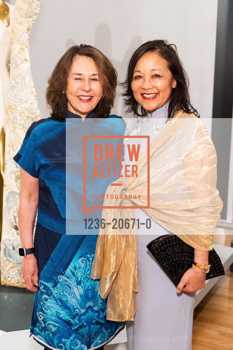 Trine Sorensen, Patricia Lee Hoffmann, FAMSF hosts Guo Pei Donor Opening, Legion of Honor. 100 34th Ave, April 14th, 2022, Photo #1236-20671-0 Trine Sorensen, Patricia Lee Hoffmann, Photo #1236-20671-0