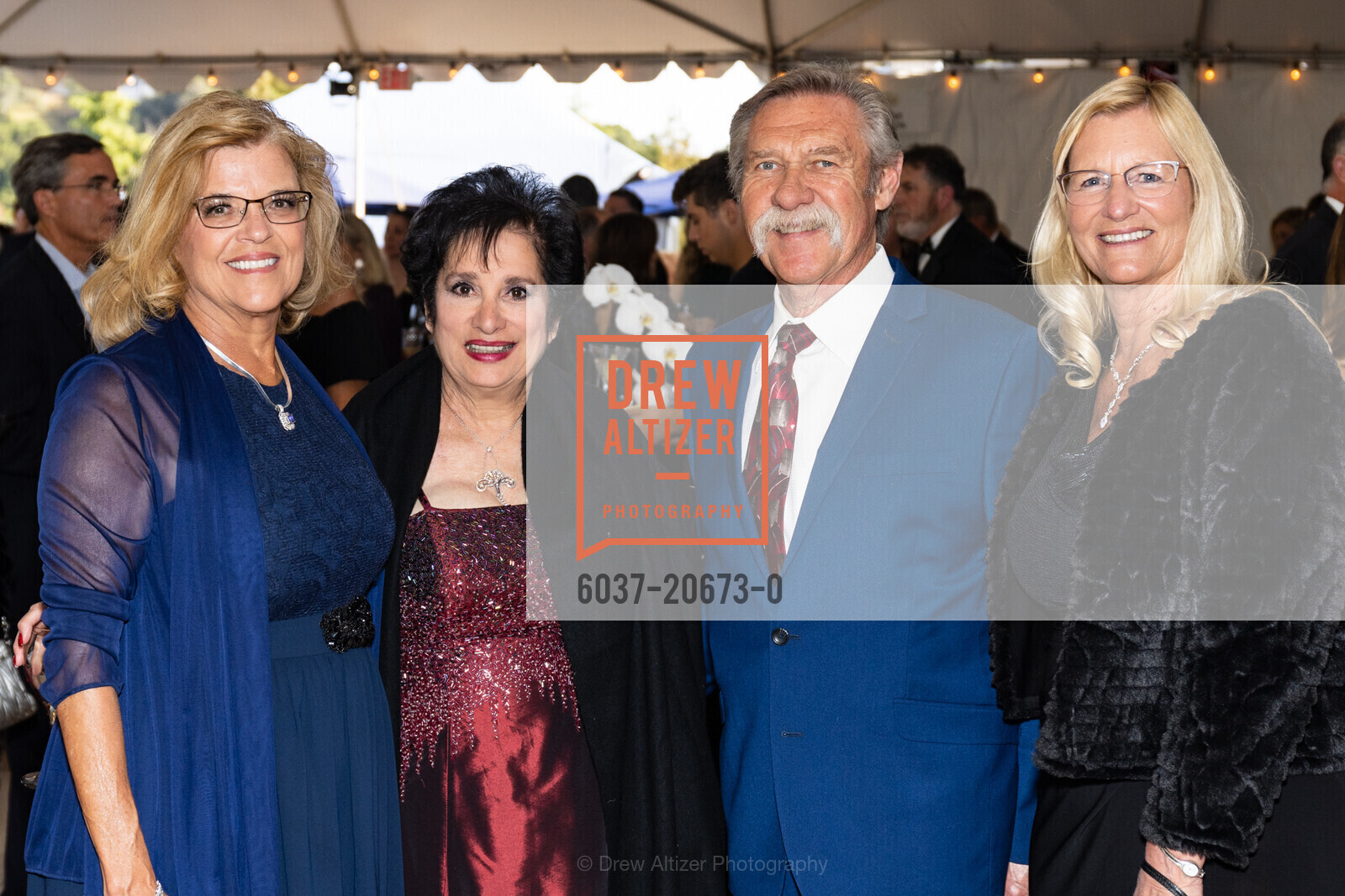 Sheri Cassidy, Denise Skovseth, Jon Skovseth, Debra Olsen, Great Chefs & Wineries Benefiting LIFEHOUSE, Peacock Gap Clubhouse. 333 Biscayne Dr, Photo #6037-20673-0 Sheri Cassidy, Denise Skovseth, Jon Skovseth, Debra Olsen, Photo #6037-20673-0