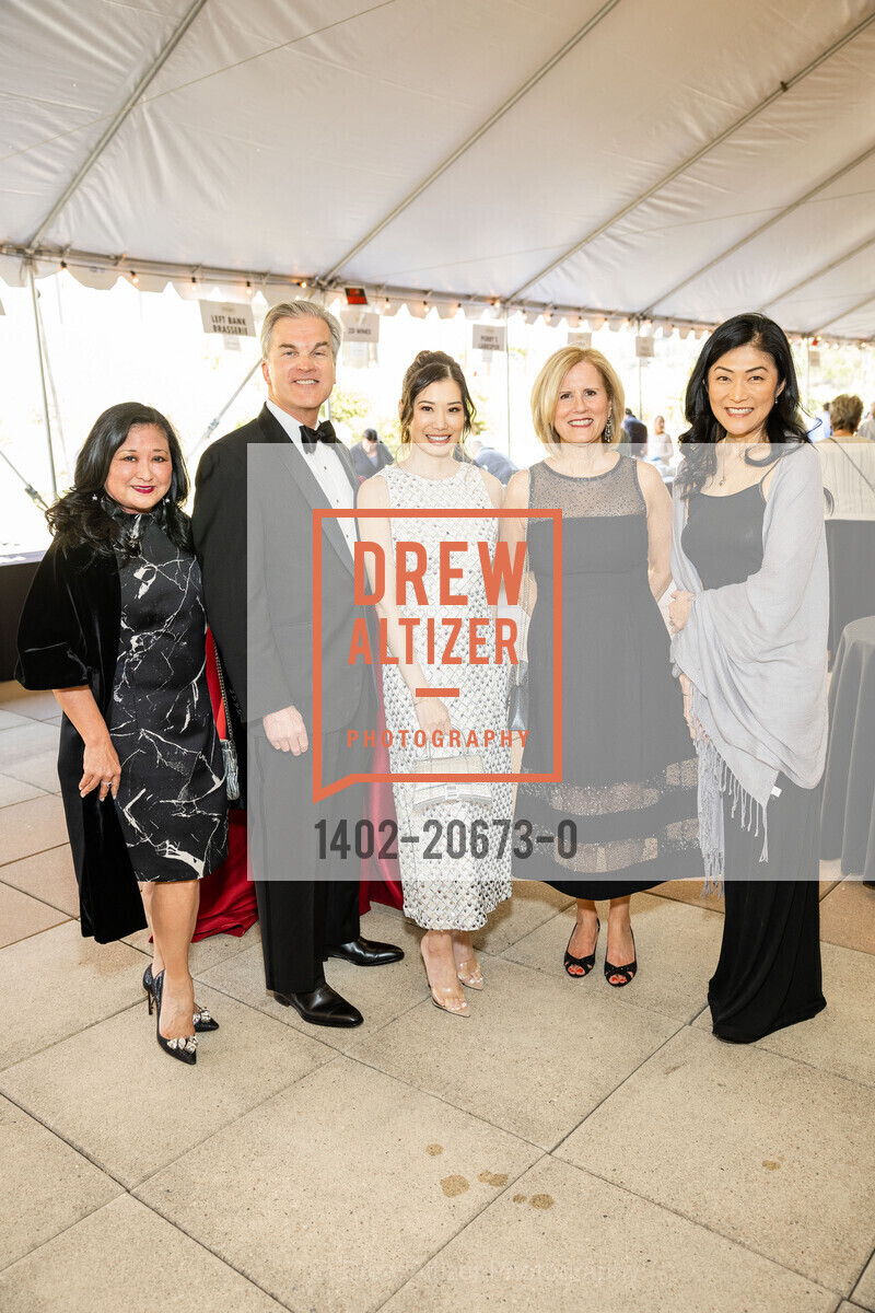 Erin Uesugi, Doug Clough, Betty Yu, Ann Elias, Terumi Shibata, Great Chefs & Wineries Benefiting LIFEHOUSE, Peacock Gap Clubhouse. 333 Biscayne Dr, Photo #1402-20673-0 Erin Uesugi, Doug Clough, Betty Yu, Ann Elias, Terumi Shibata, Photo #1402-20673-0