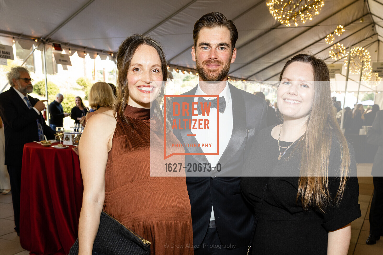 Jennifer Waight, Casey Hudson, Marideth Waight, Great Chefs & Wineries Benefiting LIFEHOUSE, Peacock Gap Clubhouse. 333 Biscayne Dr, Photo #1627-20673-0 Jennifer Waight, Casey Hudson, Marideth Waight, Photo #1627-20673-0
