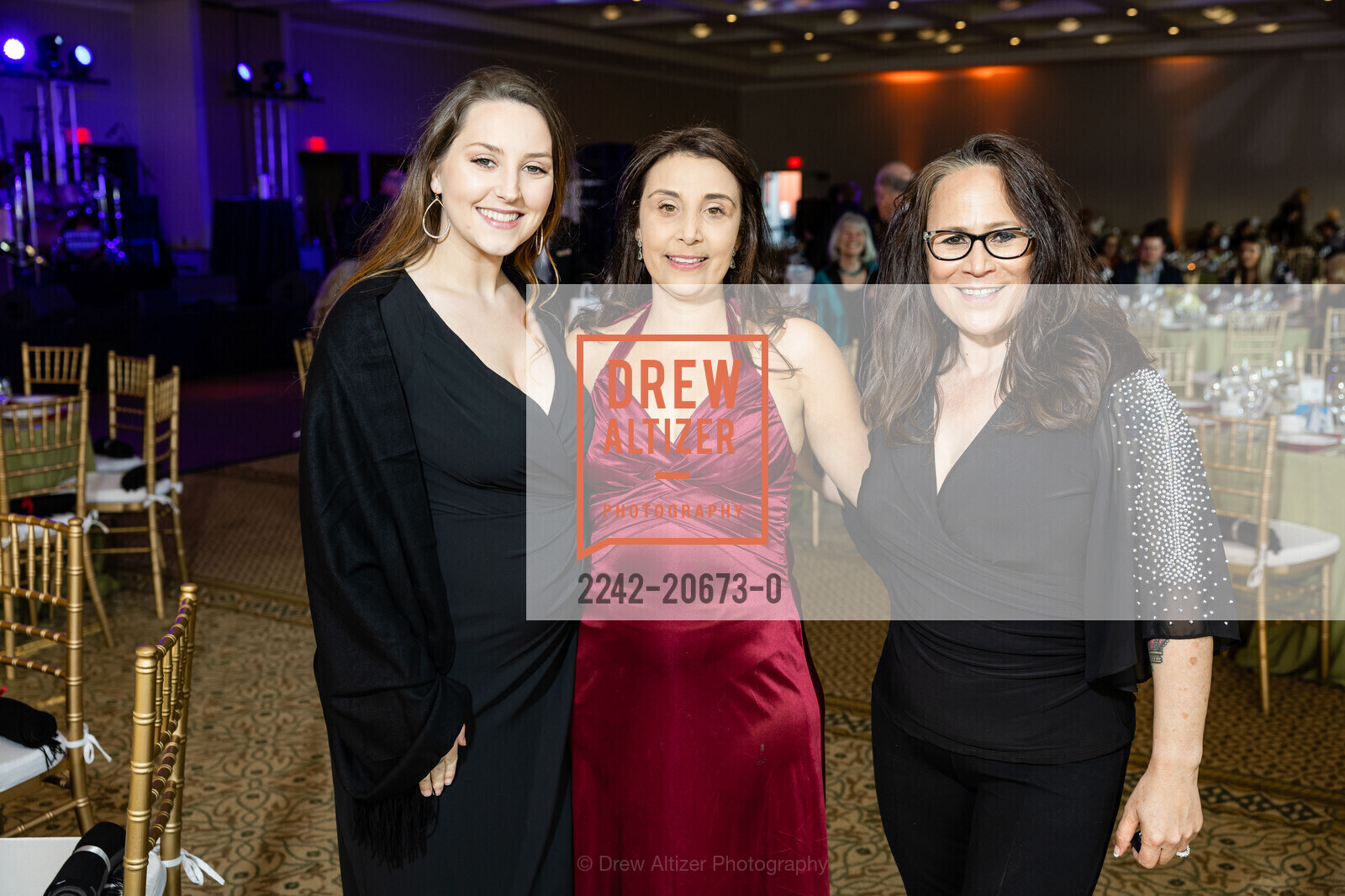 Shelby Gray, Claudia Silva, Lisa Carbone, Great Chefs & Wineries Benefiting LIFEHOUSE, Peacock Gap Clubhouse. 333 Biscayne Dr, Photo #2242-20673-0 Shelby Gray, Claudia Silva, Lisa Carbone, Photo #2242-20673-0