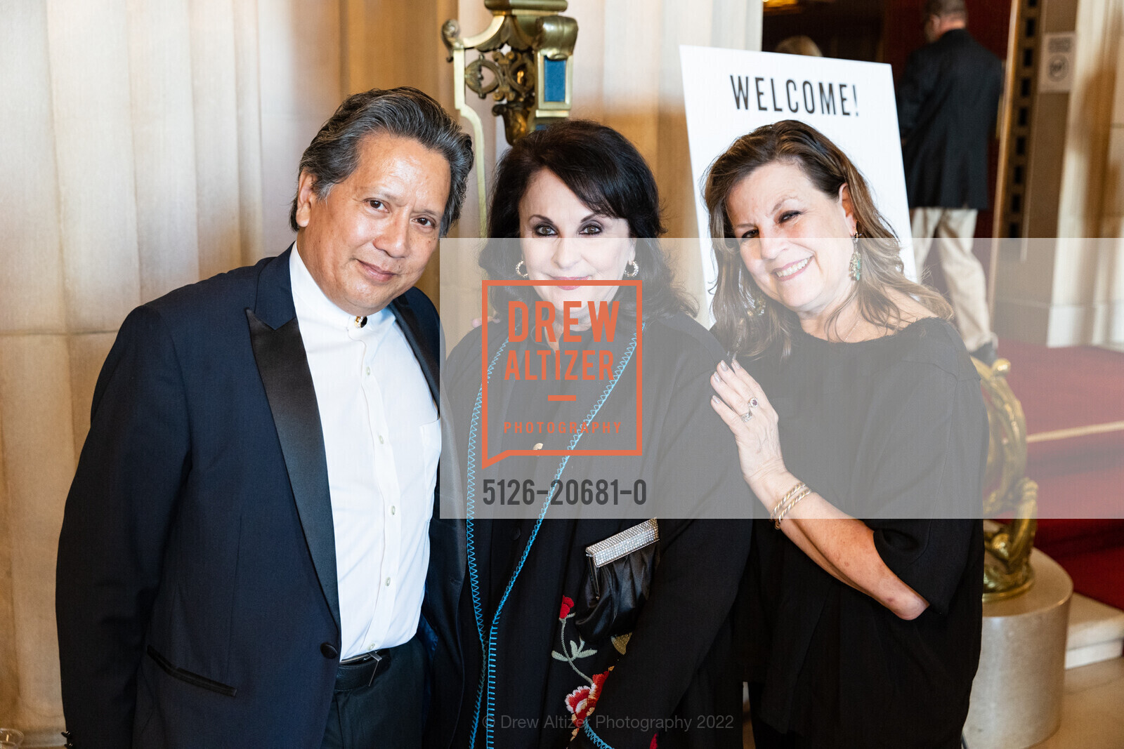 Andre Reyes, Bonny Borne, Cynthia Dreyer, SF Ballet Celebration of Helgi Tomasson, San Francisco War Memorial and Performing Arts Center. 301 Van Ness Ave San Francisco, April 24th, 2022, Photo #5126-20681-0 Andre Reyes, Bonny Borne, Cynthia Dreyer, Photo #5126-20681-0