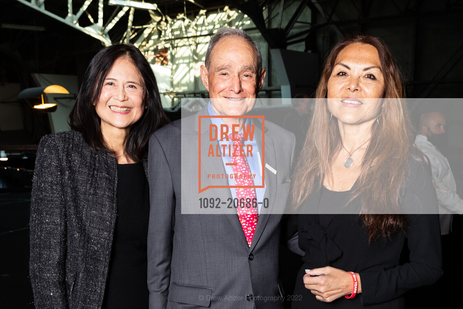 Lita Sam-Vargas, Alan Gevins, Susy Sam-Vargas, ARCS NCC An Affair to Remember, Celebrating Scholar Advancements in Science, Palace of Fine Arts. 3601 Lyon Street, April 28th, 2022, Photo #1092-20686-0 Lita Sam-Vargas, Alan Gevins, Susy Sam-Vargas, Photo #1092-20686-0