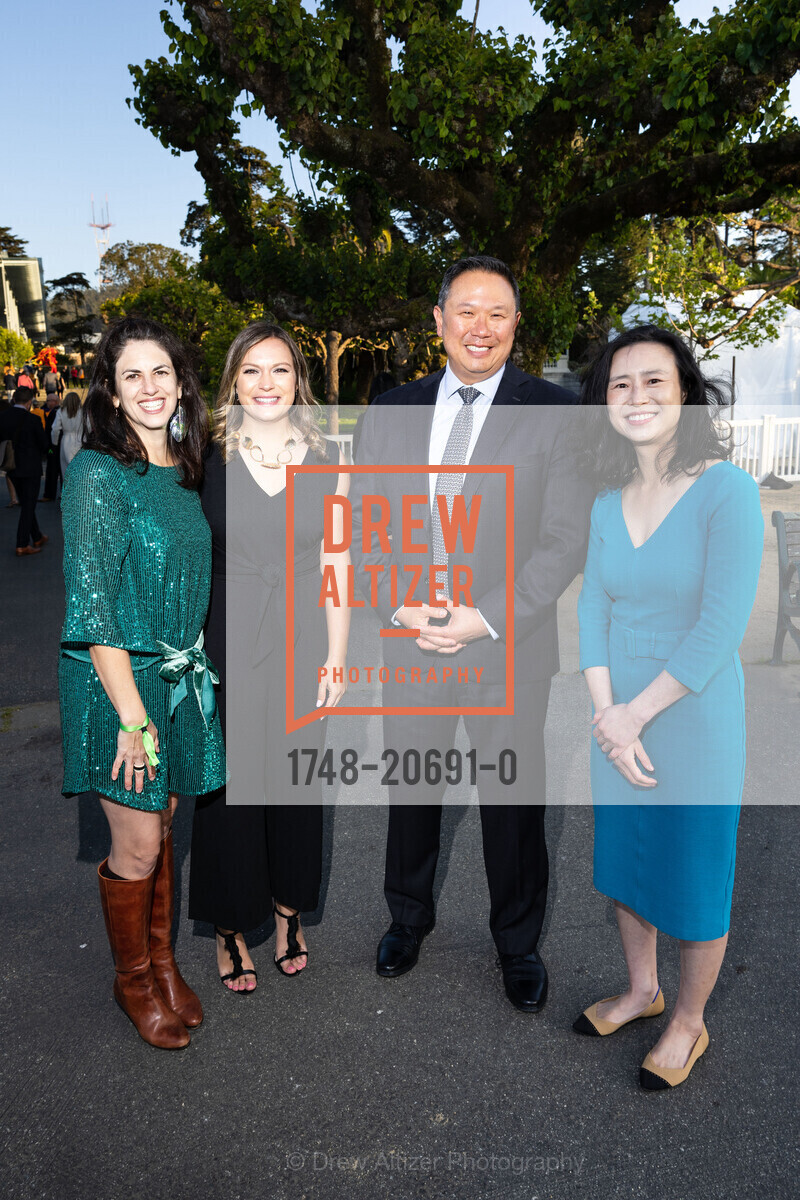 Hillary Ronen, Samantha Delucchi, Ike Kwon, Connie Chan, California Academy of Sciences BIG BANG | NEXT WAVE Gala, Academy of Sciences. 55 Music Concourse Dr, Photo #1748-20691-0 Hillary Ronen, Samantha Delucchi, Ike Kwon, Connie Chan, Photo #1748-20691-0