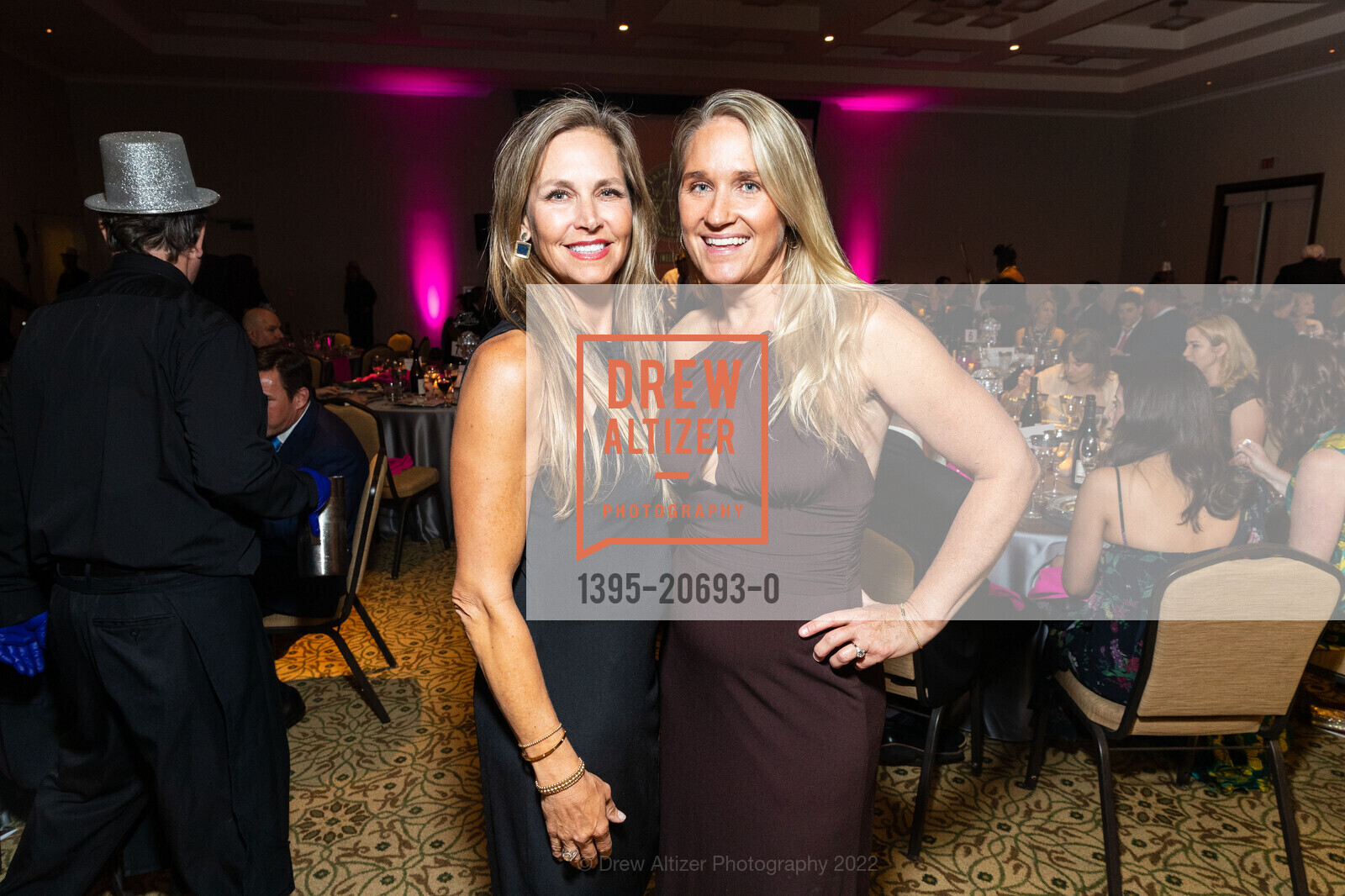 Lisa Zampa, Gina Clahan, Photo #1395-20693-0