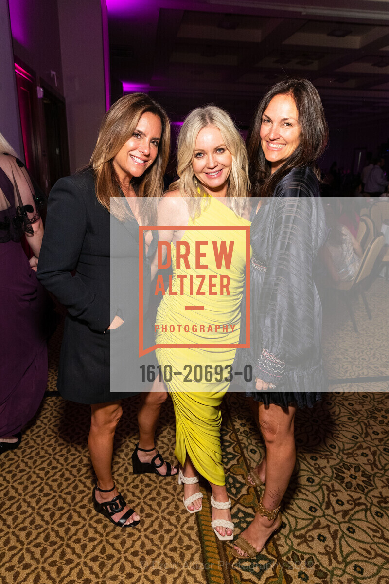 Tana Ward, Jana Penfield, Jennifer Tidwell, Photo #1610-20693-0