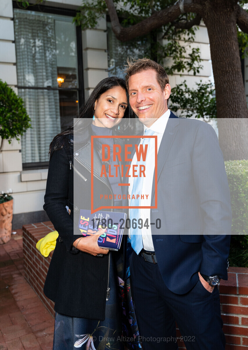 Renu Gregg, Brian Gregg, SFCASA Fostering Change Gala 2022: These Are Our Kids, The Ritz-Carlton, San Francisco. 600 Stockton St, April 29th, 2022, Photo #1780-20694-0 Renu Gregg, Brian Gregg, Photo #1780-20694-0