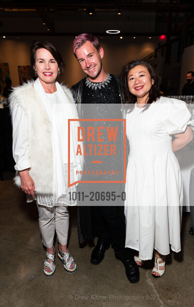 Heather Hood, Christopher Dunn, Winnie Anderson, Oakland Ballet Company's LEGACY GALA, Oakland Ballet. 252 2nd St, April 30th, 2022, Photo #1011-20695-0 Heather Hood, Christopher Dunn, Winnie Anderson, Photo #1011-20695-0
