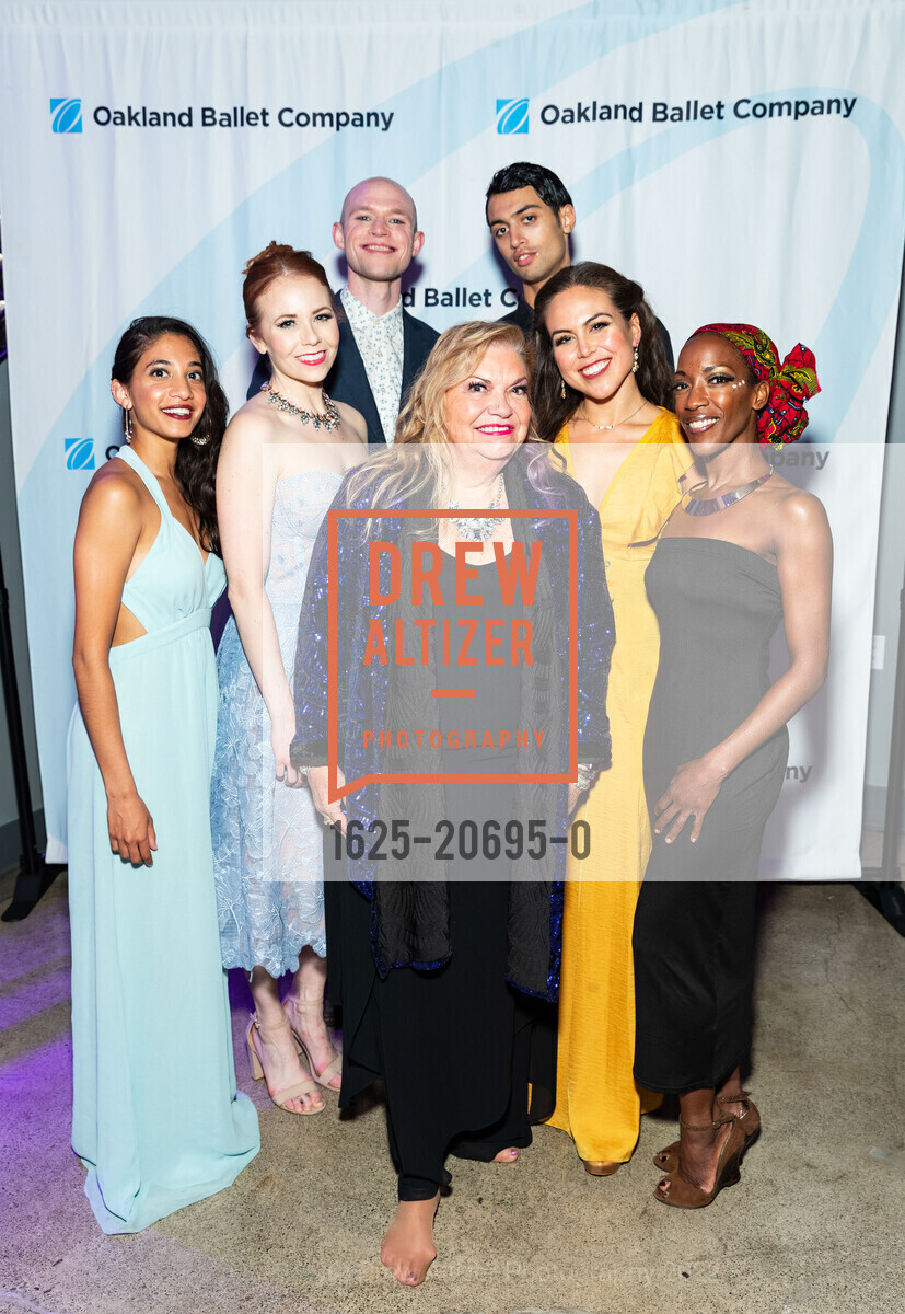 Ashley Thopiah, Aidan O’Leary, Samantha Bell, Dale Marie Golden, Karina Eiman, Alberto Andrade, Paunika Jones, Oakland Ballet Company's LEGACY GALA, Oakland Ballet. 252 2nd St, April 30th, 2022, Photo #1625-20695-0 Ashley Thopiah, Aidan O’Leary, Samantha Bell, Dale Marie Golden, Karina Eiman, Alberto Andrade, Paunika Jones, Photo #1625-20695-0